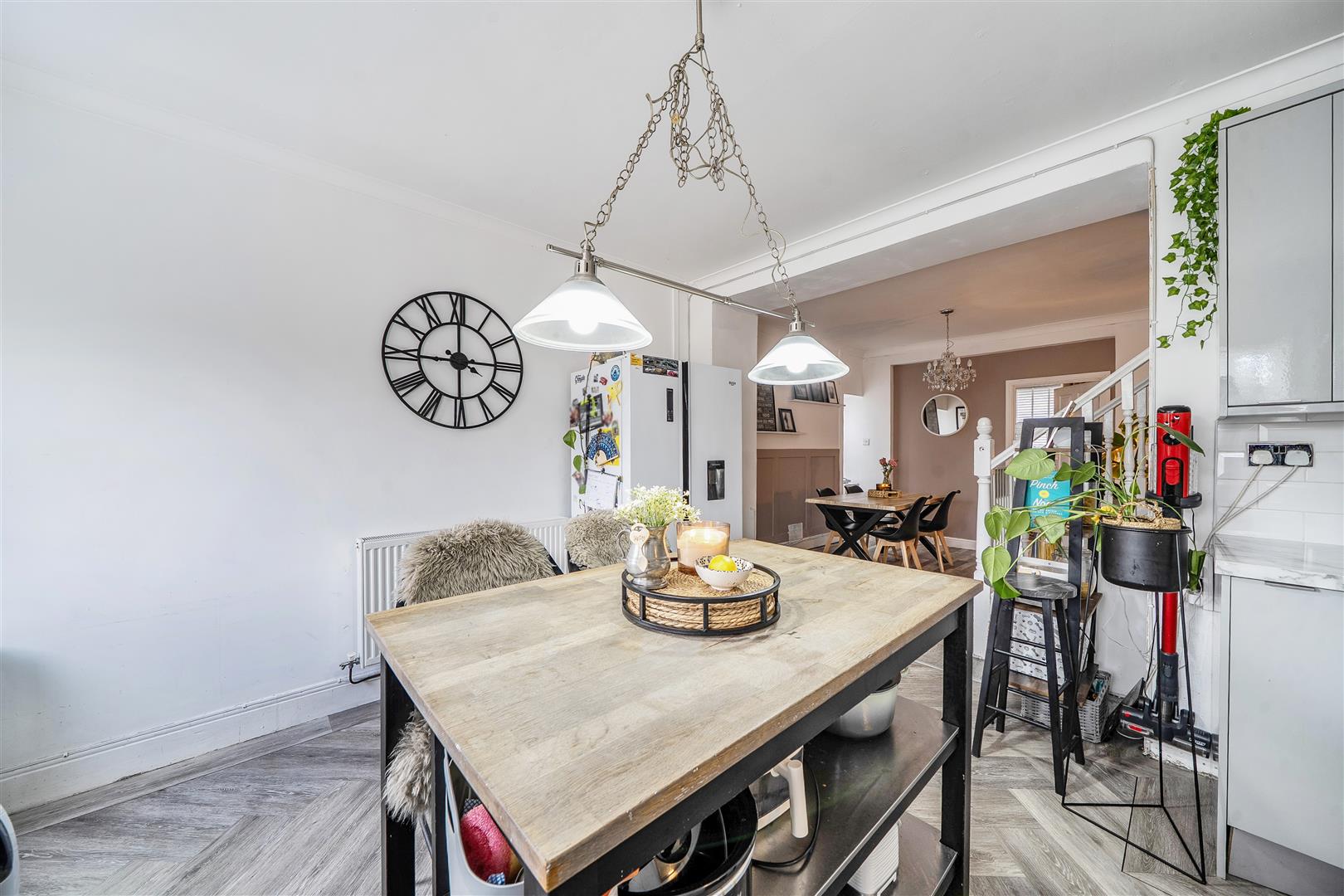 Courtney Street, Manselton, Swansea, SA5 9NY